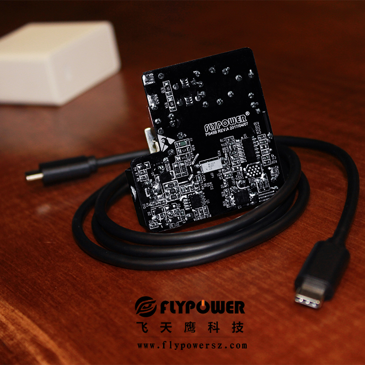 一個電源適配器都由哪些配件組成的